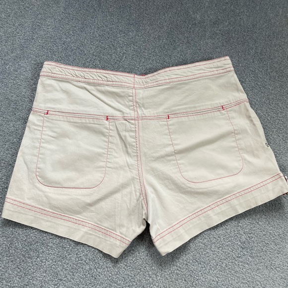 Nike women’s cargo shorts - Picture 4 of 4